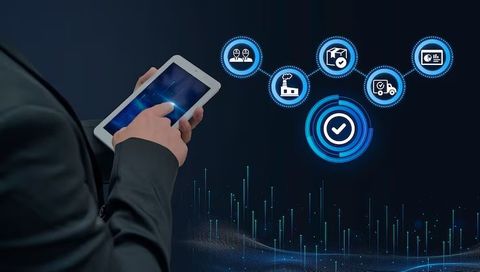 A Complete Guide to Fleet Management Solutions for Smarter Operations