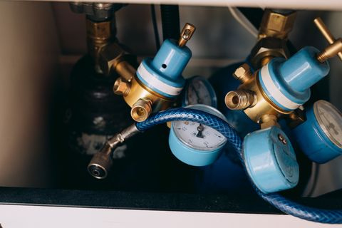 Oxygen Cylinder Manufacturing Guide: Explore Production Process, Safety Standards & Expert Insights