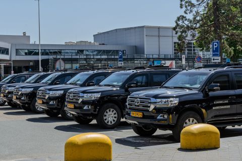 SUV for Airport Drop Bangalore Guide: Explore Vehicle Options, Travel Comfort & Expert Insights