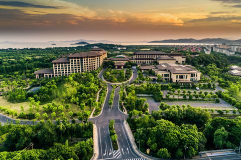 Complete Overview of Top Luxury Apartments and Gated Communities: Discover Housing Options, Security Features, Expert Suggestions, and Helpful Resources
