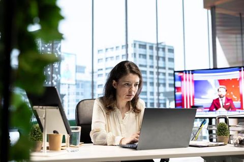 Remote Working Insights for United Kingdom Workforce Trends Today