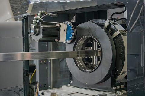 Rotational Moulding Machines: Explore Moulding Technology, Materials and Production Applications