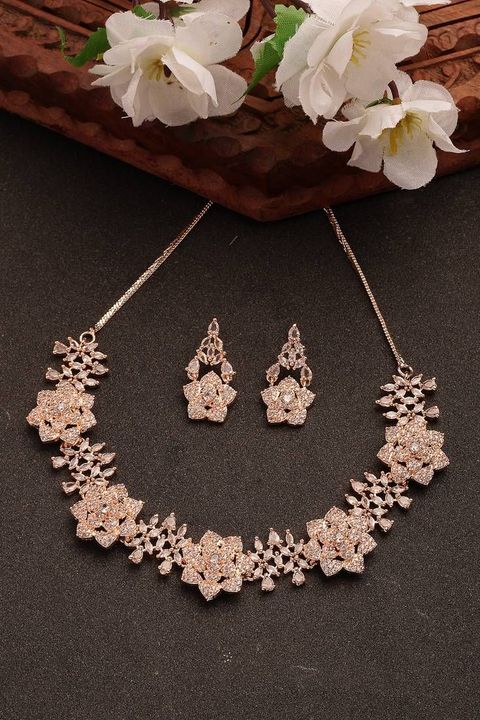 Discover Warm Rose Gold Sets: Helpful Insights, Advice, and Suggestions for Elegant Jewelry.