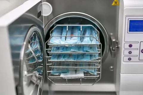 Learn the Basics: How Autoclave Machines Ensure Proper Sterilization