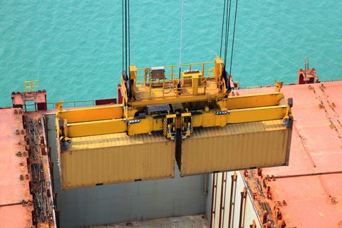 Hapag-Lloyd Container Shipping Complete Guide to International Cargo Transportation