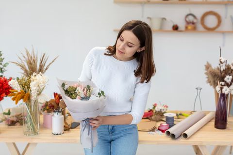 A Beginners Guide to Same-Day Flower Delivery: How to Leave a Lasting Impression with Thoughtful Gifts