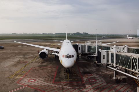 Flight Navigation Knowledge Hub: Learn Takeoff and Landing Time Calculations, Aviation Systems & Expert Information