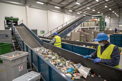 Hazardous B2B Industrial Waste Processing Utilities: A Guide to Safer Waste Handling