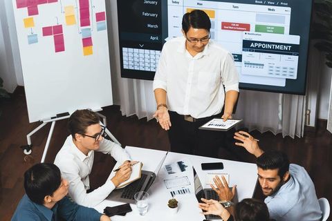 Insights into Project Management Software for Freelancers and Workflow Efficiency