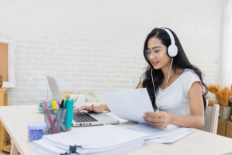 JEE and NEET Classes Online: A Guide for Students and Parents in 2025