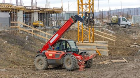 Telehandler Overview and Explanation: Discover Essential Details, Uses, and Insights
