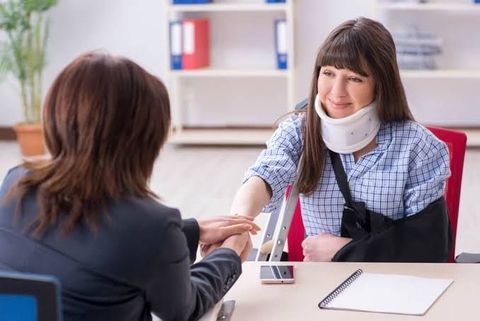 Personal Injury Attorney Guide: Accident Claims, Legal Proceedings, and Settlement Information