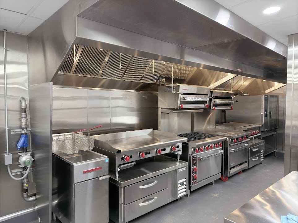 Commercial Kitchen Equipment: Types and Working Guide