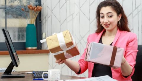 Read About Corporate Gifting: Facts, Tips, and Industry Insights