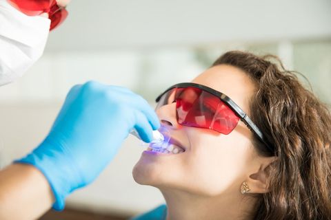 Guide to Teeth Whitening and Dental Care: Explore Oral Health Tips, Whitening Method, Preventive Care Insights, and Hygiene Basics