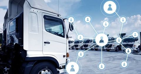 Commercial Fleet Management Guide: Vehicle Tracking, Safety, and Operations