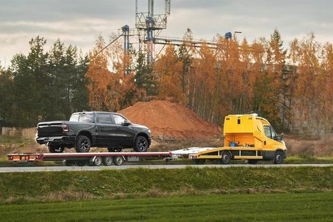 Heavy Duty Truck Recovery Operators Guide to Safe Vehicle Recovery