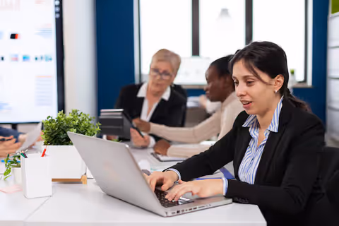 E-learning Compliance Training Platforms Insights: Improving Employee Learning and Regulatory Awareness
