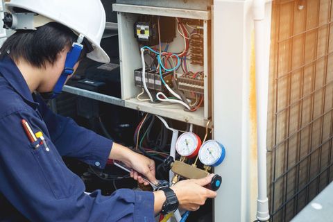 Finding Reliable Heating and Cooling Service Near Me: 6 Essential Considerations