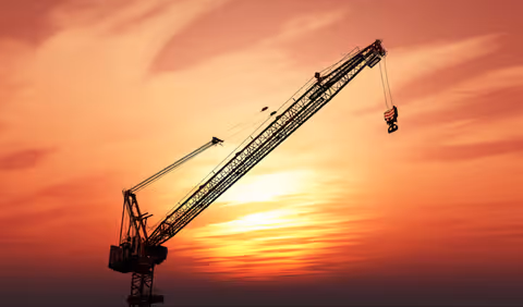 Flat Top Cranes: Inspection, Maintenance, Load Charts & Operations Facts