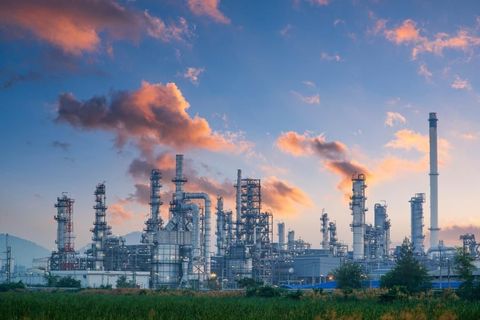 Chemical Factory Environment Guide: Insights, Basics, and Key Details to Learn and Understand