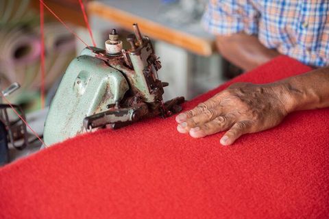 Carpet Weaving Machines Explained: Types, Functions, and Benefits