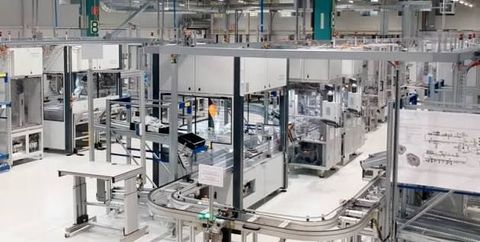Guide to Industrial Machinery: Equipment Systems, Manufacturing Technology, and Maintenance