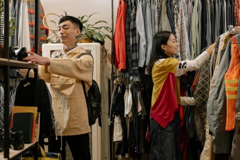 Top Vintage & Thrift Shopping Platforms Guide 2026: Explore Online Marketplace Features, Trends & Insights