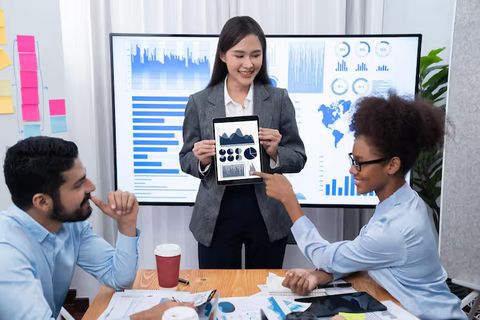 Explore Sales Intelligence Tools: Guide, Insights, and Key Information