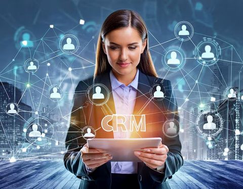 Customer Loyalty With CRM: Discover Strategies That Build Lasting Relationships