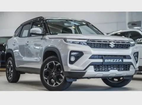 Brezza 2026 vs Brezza 2025: Explore Key Differences & Feature Updates