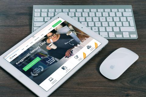 CRM Knowledge Hub: Learn Customer Relationship Management Details, Productivity Tips & Expert Information