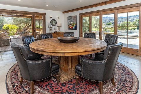 Round Dining Table Designs: Explore Elegant Styles for Modern Living Spaces