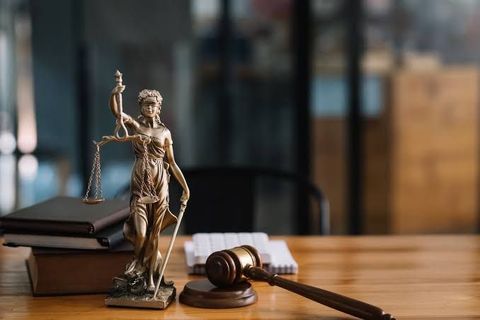Guide to Personal Injury Claims: Accident Lawyers, Settlement Information, and Legal Rights